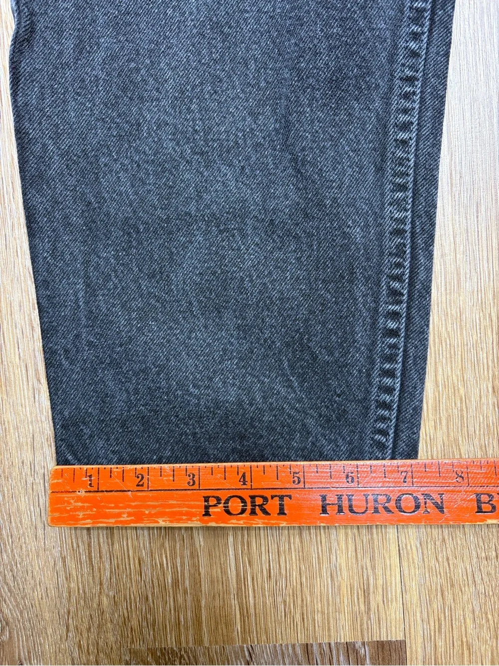 Levi's Men's Black Relaxed Straight Jeans